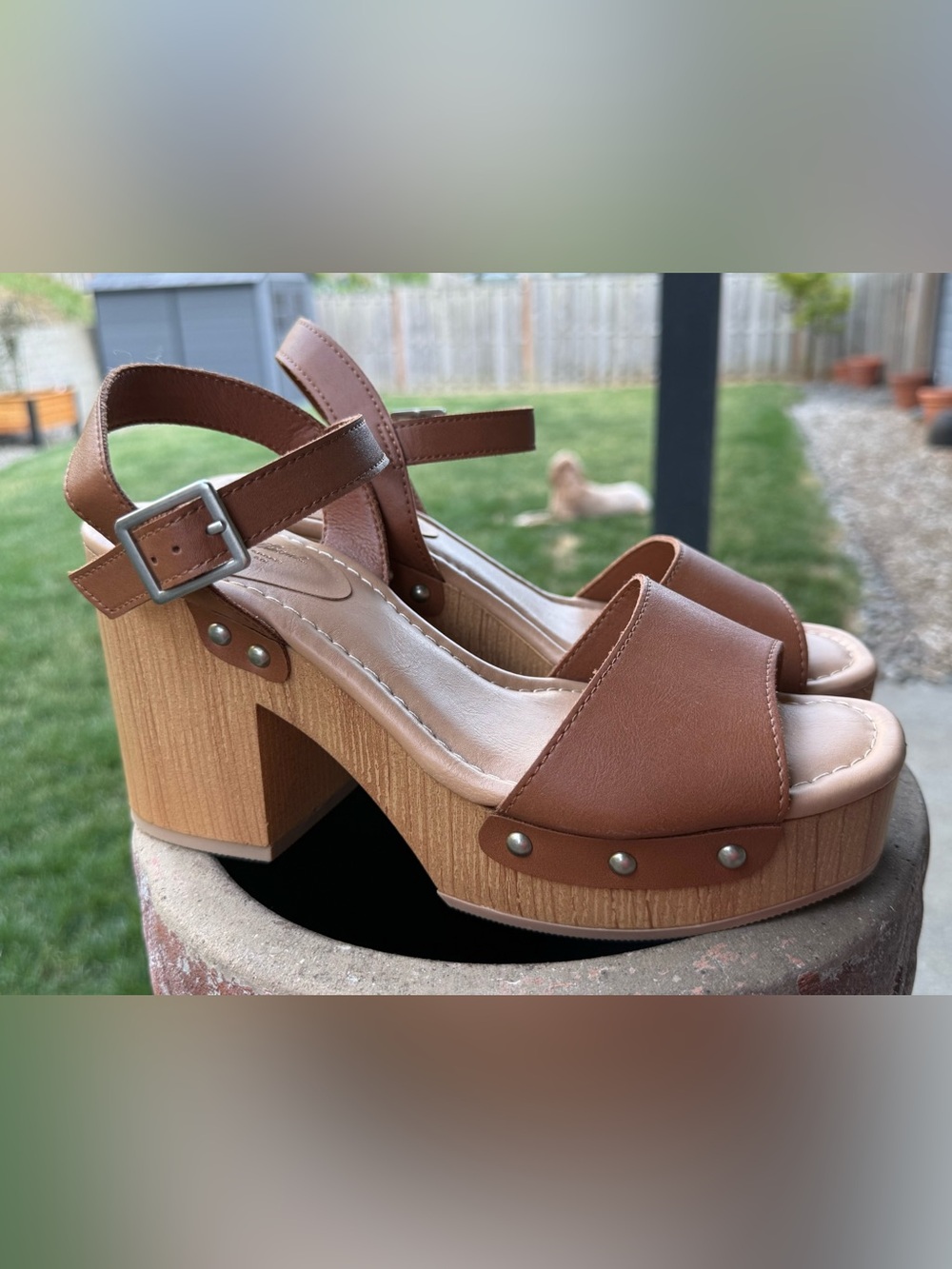 Universal Thread Platform Sandals - Picture 2 of 5
